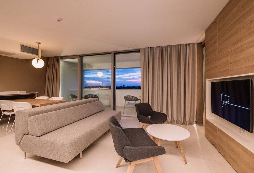 1 Bedroom Deluxe Apartment Sea View, Aparthotel Joel