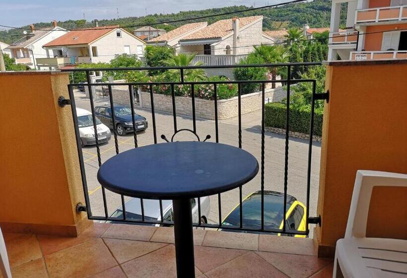 Номер Стандарт Вид на Горы, Villa Tamaris