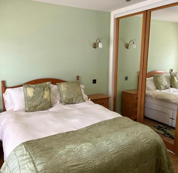 Апартаменты 1 Спальня, Moresby Hall Country House