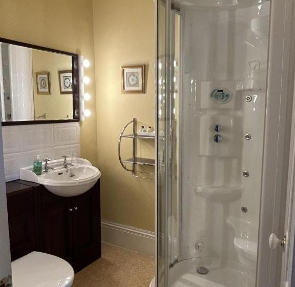 Номер Deluxe Кровать Кинг, Moresby Hall Country House