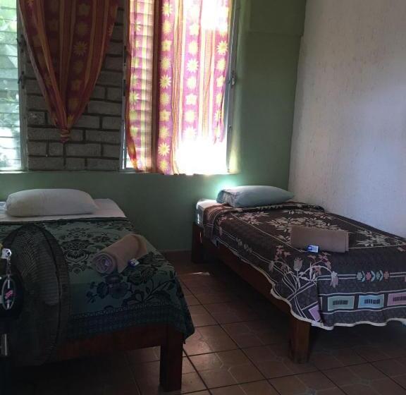 Standaardkamer met Gedeelde Badkamer, Posada Las Graditas