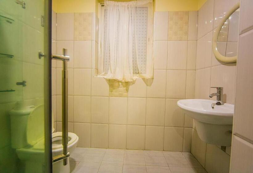 اتاق استاندارد, Royal Nest Entebbe