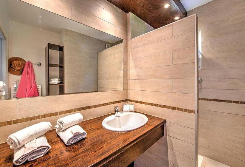 Апартаменты 3 Спальни Вид на Море, Village Club Les Mas De L'esterel