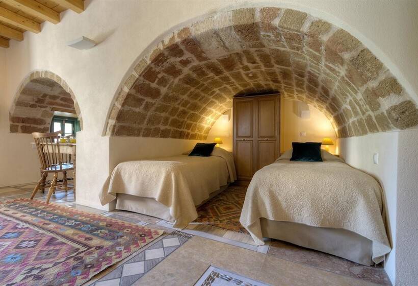 Семейные Апартаменты, Ritsos Guesthouse