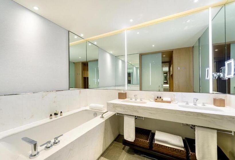 스탠다드 룸 킹사이즈 침대, Grand Hyatt Bogota