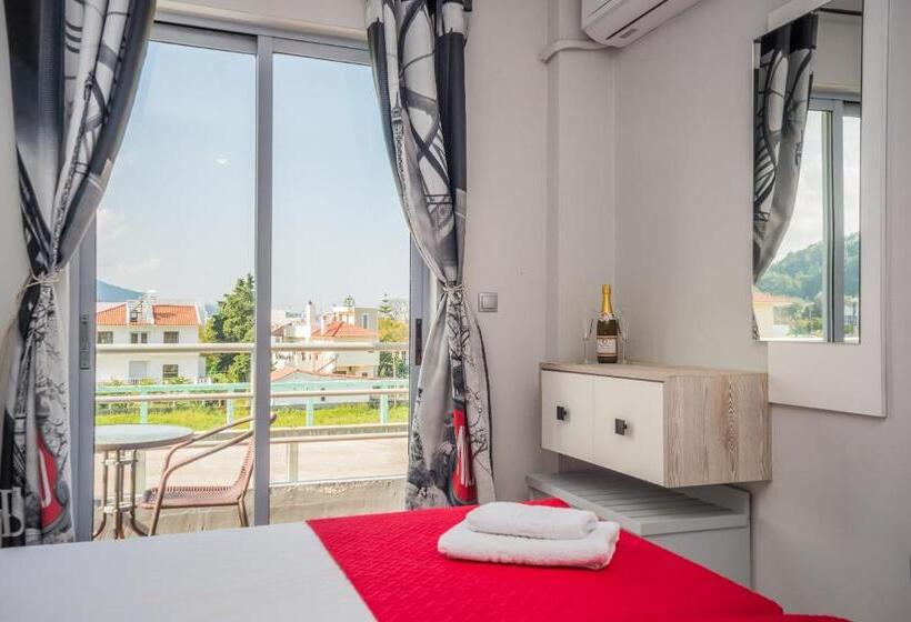 شقة غرفة واحدة مطلة على حمام السباحة, Maritina Apartments