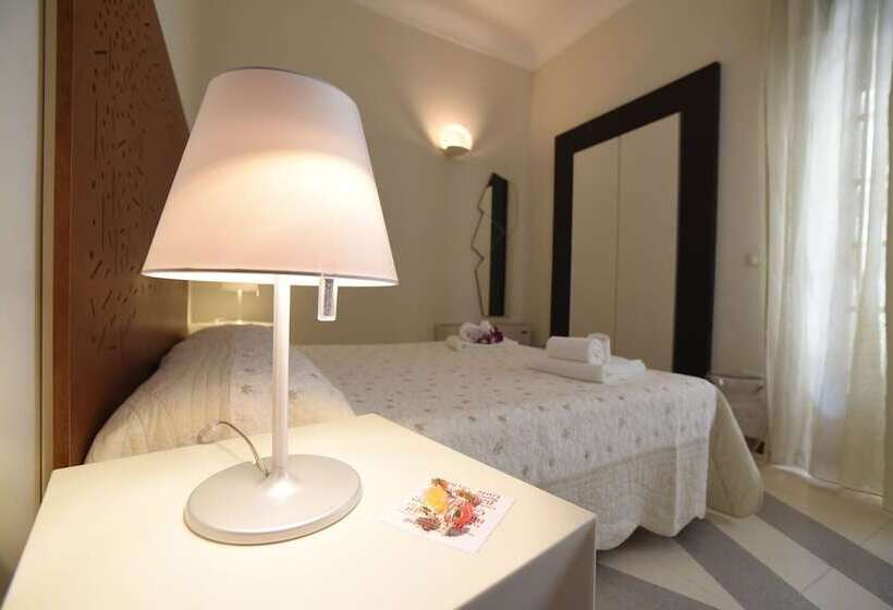 اتاق سوپریور با بالکن, Barone Liberty & Luxury Spa Boutique