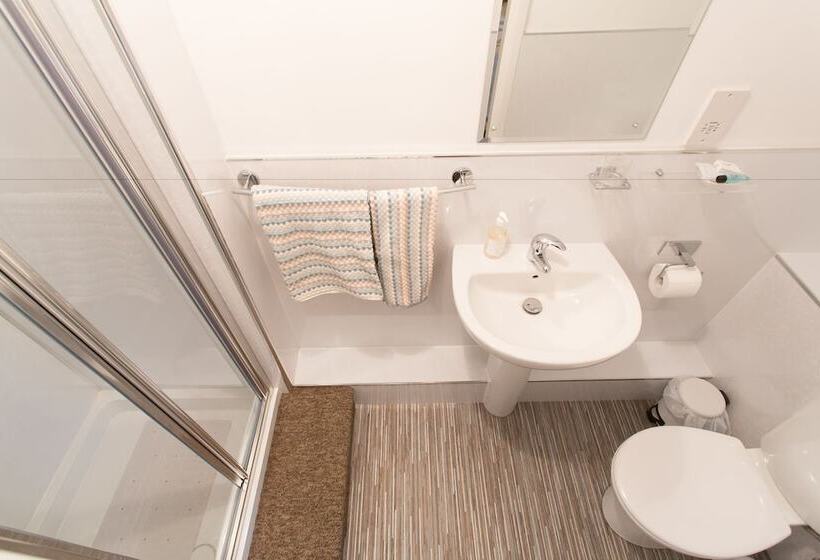 Номер Стандарт Индивидуальный, Cedars Guest House