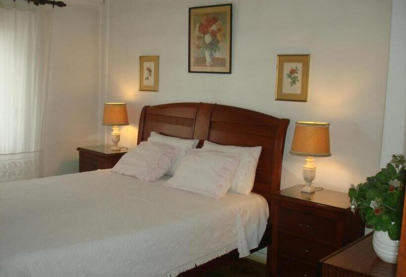 Номер Стандарт, Pensão Residencial Luanda