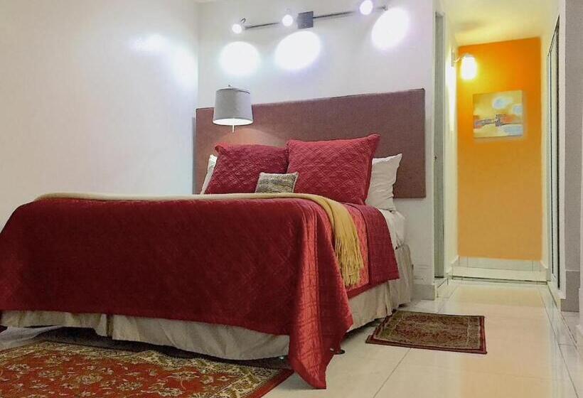 اتاق استاندارد, Segovia Studio Units