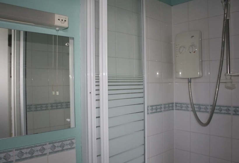 Номер Стандарт Трехместный, Airdenair Guest House