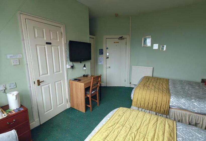 Номер Стандарт Трехместный, Airdenair Guest House