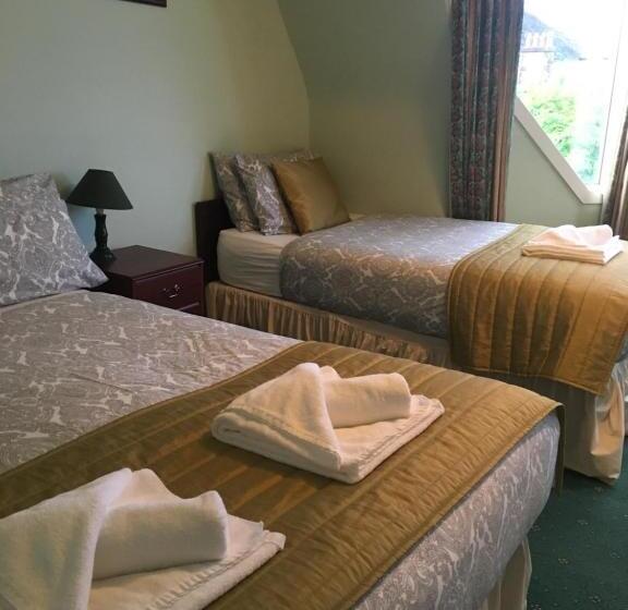 Номер Стандарт Трехместный, Airdenair Guest House