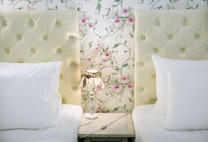 高级大房间, The Aristocrat Boutique