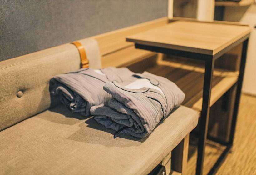 Номер Стандарт, Travelodge Nagoya Sakae