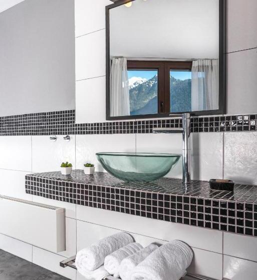 Люкс 2 Спальни, Forest Suites Boutique