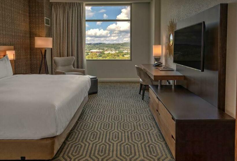 Номер Executive Кровать Кинг, Hilton Franklin Cool Springs