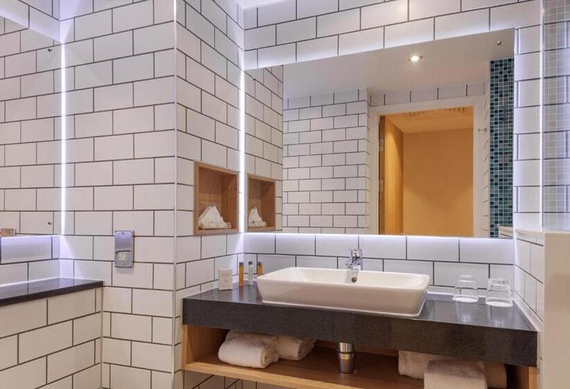 Номер Стандарт, Holiday Inn London Heathrow   Bath Road, An Ihg