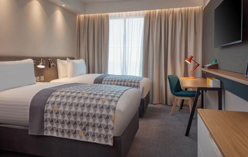 Номер Стандарт, Holiday Inn London Heathrow   Bath Road, An Ihg