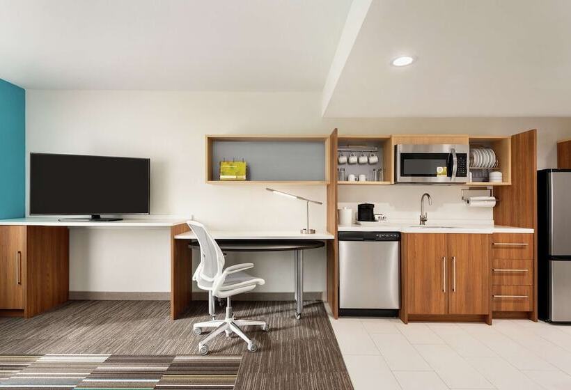 Люкс, Home2 Suites By Hilton Woodbridge Potomac Mills