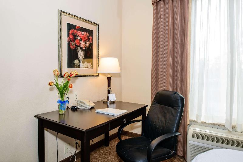 Люкс Адаптированный для Инвалидов, Home2 Suites By Hilton Woodbridge Potomac Mills