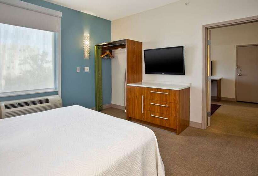 Люкс, Home2 Suites By Hilton Woodbridge Potomac Mills