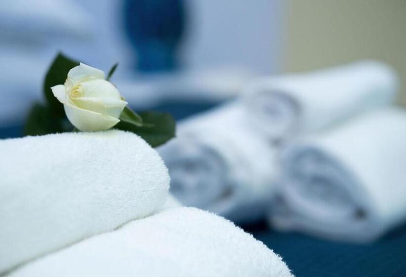 سوئیت با تخت بزرگ, Aquaboutique Wellness&spa