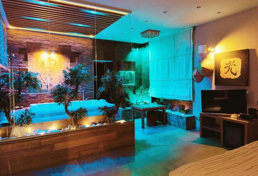 سوییت لوکس, Aquaboutique Wellness&spa