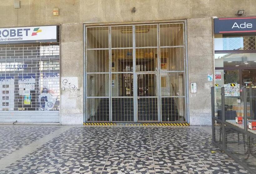 اتاق چهار تخته با دستشویی مشترک, B&b Piazza Della Vittoria