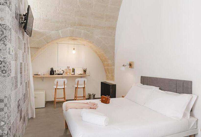 اتاق استاندارد اینتریور, Hydria Rooms