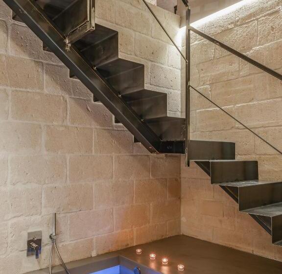 سوییت, Hydria Rooms