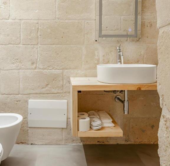 سوییت جونیور, Hydria Rooms