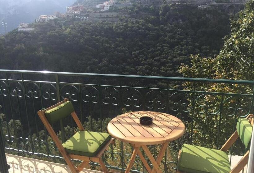Номер Стандарт Боковой Вид на Море, Nonno Francesco B&b
