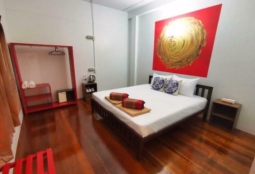 اتاق استاندارد, Phuket Old Town Hostel
