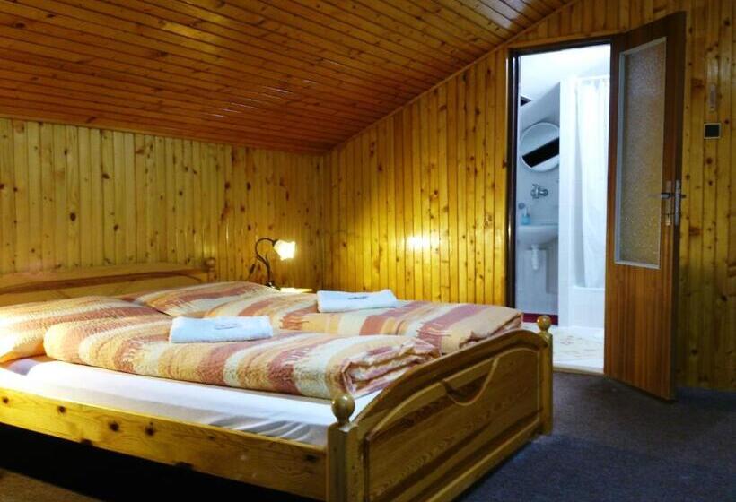 Номер Стандарт, Sunnystreet Guesthouse
