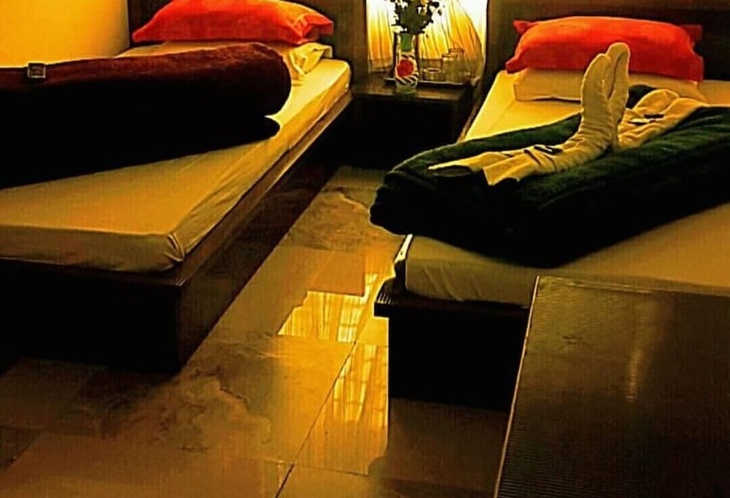 Quarto Deluxe, Greenwood