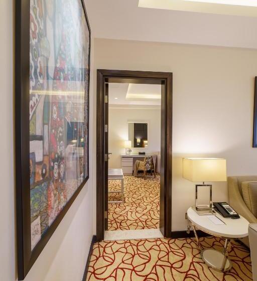 سوییت اجرایی, Radisson Muscat Panorama