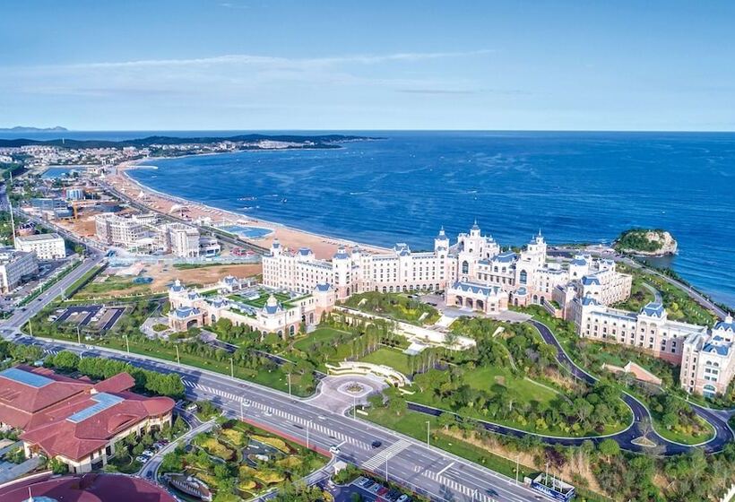 Номер Executive, Hilton Dalian Golden Pebble Beach Resort