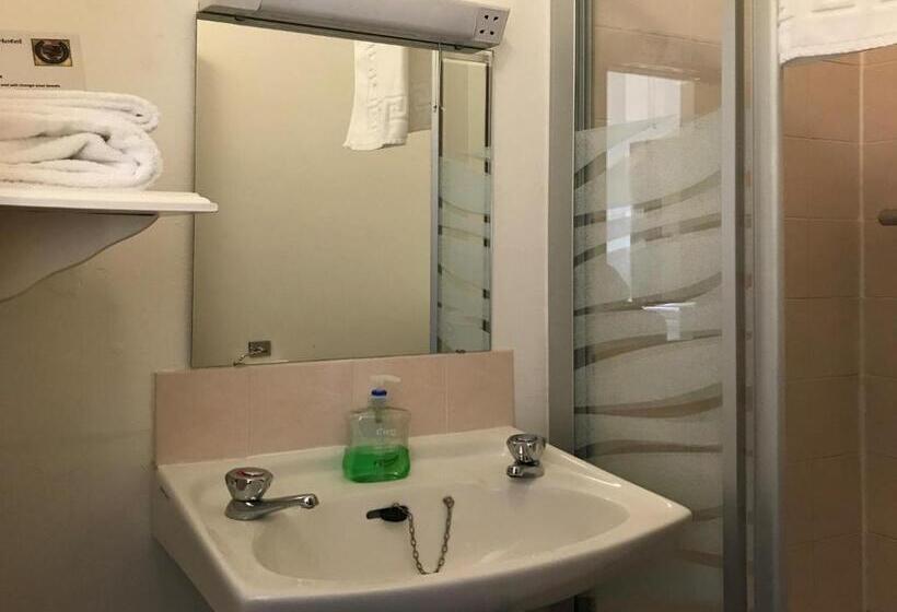 Номер Basic, The Old Coach House