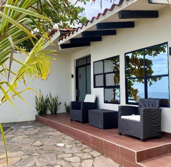 سوئیت با تخت بزرگ, Vista Las Olas Resort