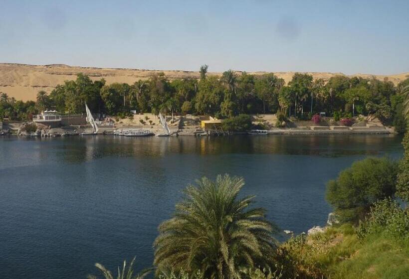 اتاق لوکس, El Prince Guesthouse