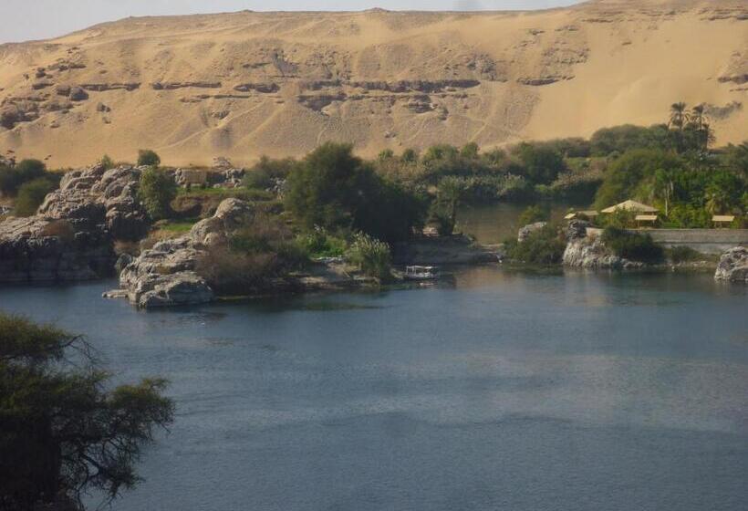 اتاق لوکس, El Prince Guesthouse