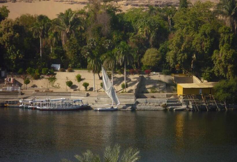 Deluxe room with river view, El Prince Guesthouse