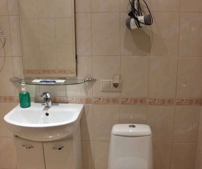 Номер Economy, Antis House Uninn