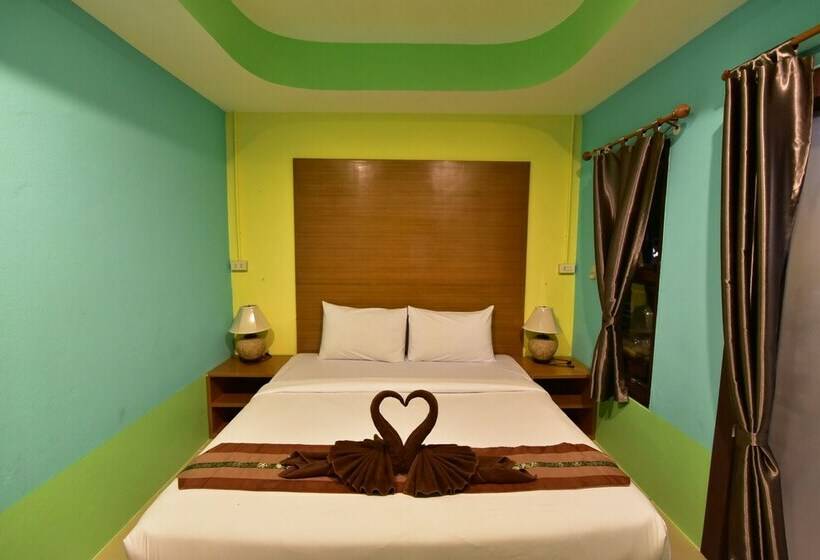 디럭스 코티지, Dong Talay Lipe Beach Resort