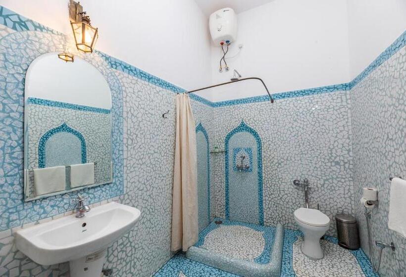Люкс Повышенной Комфортности, Marbella Guest House