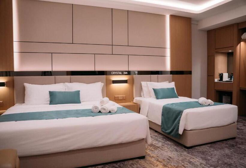 Трехместный Номер Deluxe, Crystal Inn