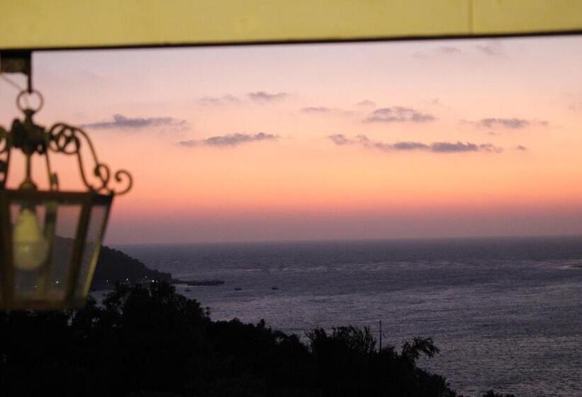 스탠다드 룸 바다 전망, Raposo Resorts