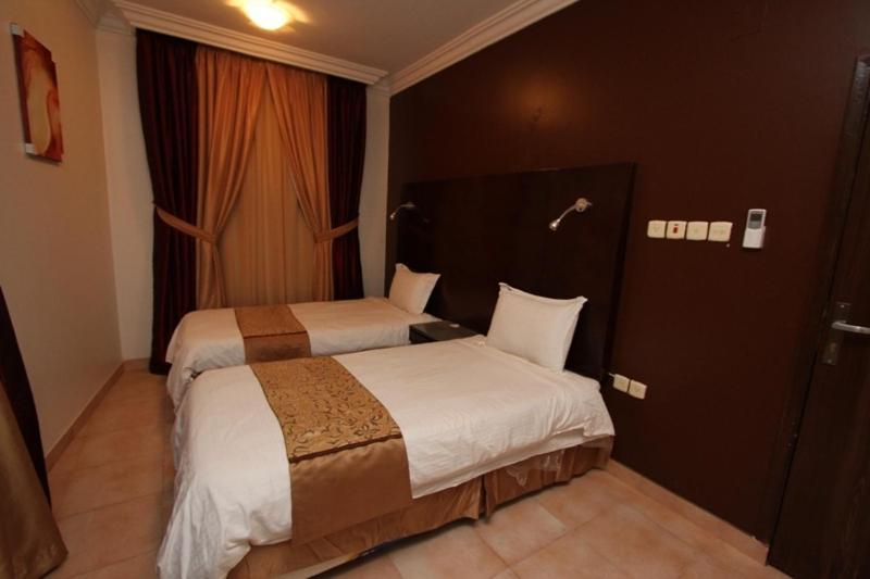 Королевский Люкс, Raoum Inn Majmaa