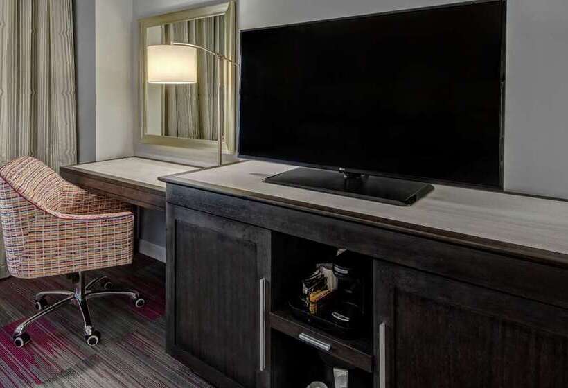 Chambre Standard, Continental Miami Beach, Tapestry Collection By Hilton